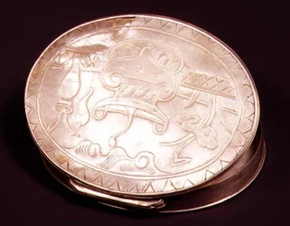 Snuff box inlaid with mother-of-pearl, probably Dutch, c.1750-60